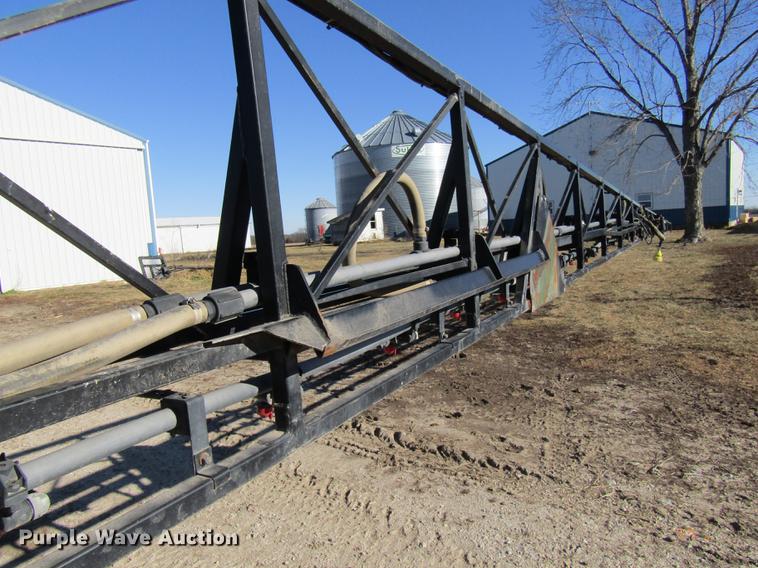 image for item DE5972 2000 John Deere 4700 sprayer