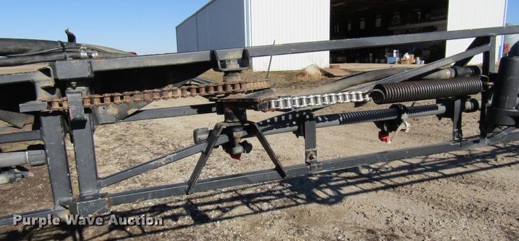 image for item DE5972 2000 John Deere 4700 sprayer