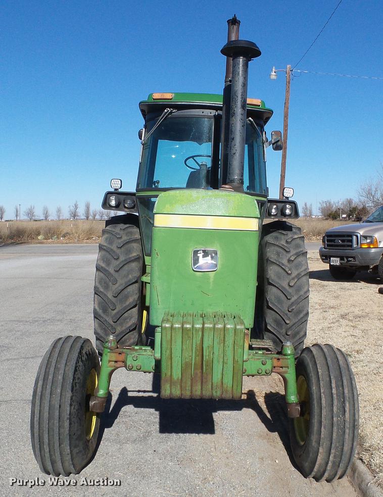 image for item DF2887 John Deere 4430 tractor