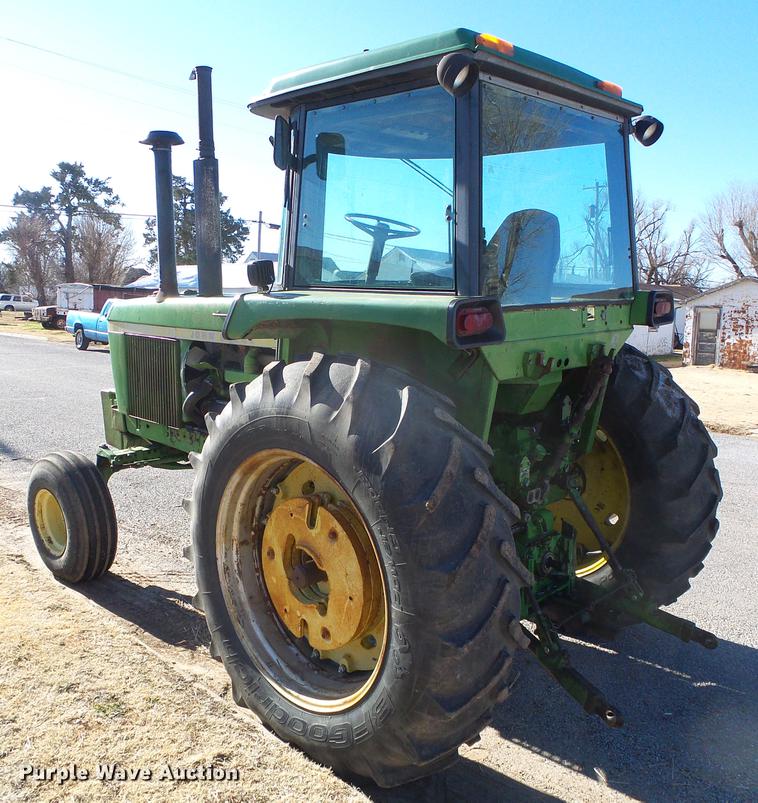 image for item DF2887 John Deere 4430 tractor