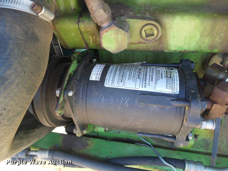 image for item DF2887 John Deere 4430 tractor