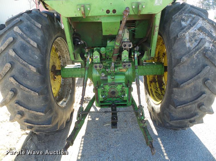 image for item DF2887 John Deere 4430 tractor