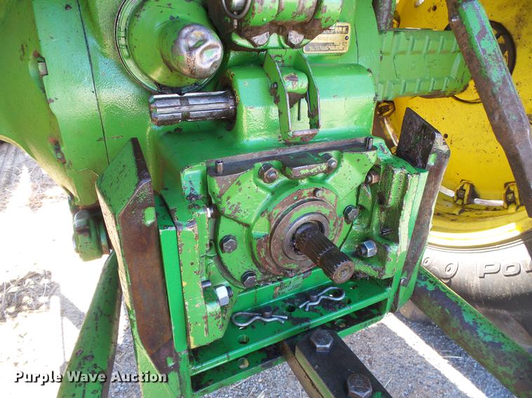 image for item DF2887 John Deere 4430 tractor