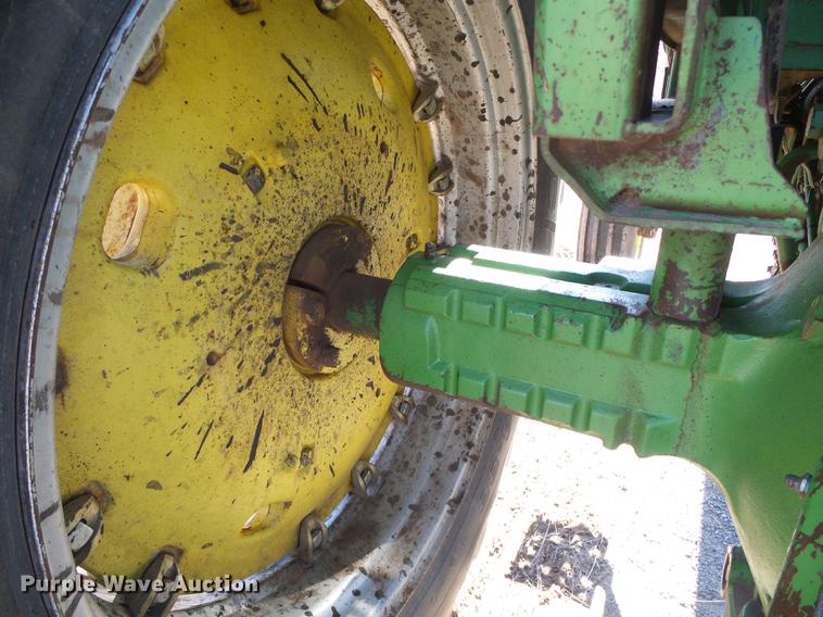 image for item DF2887 John Deere 4430 tractor