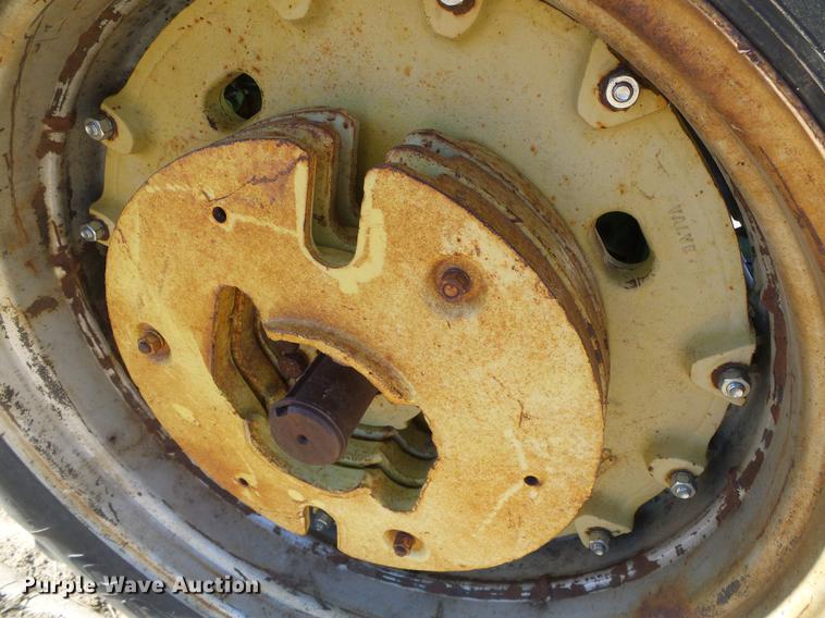 image for item DF2887 John Deere 4430 tractor