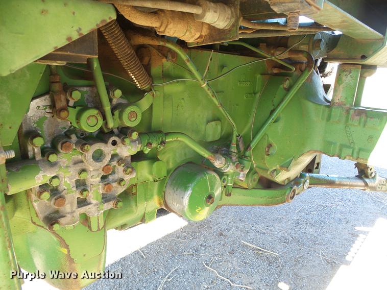 image for item DF2887 John Deere 4430 tractor