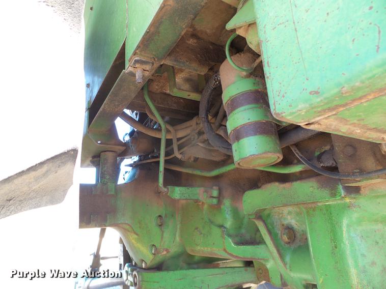 image for item DF2887 John Deere 4430 tractor