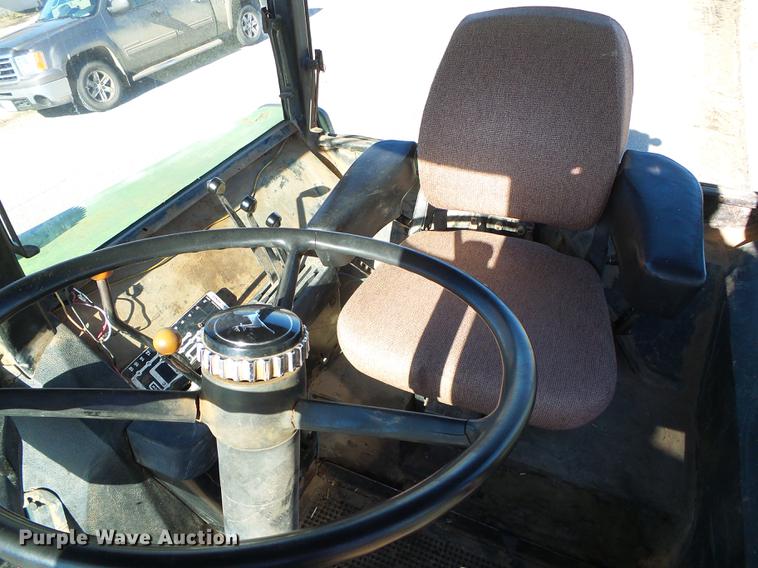 image for item DF2887 John Deere 4430 tractor