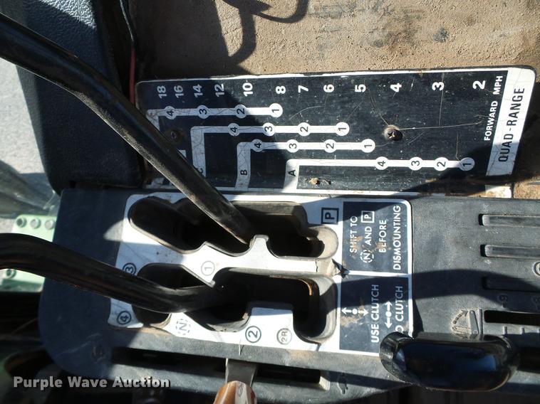 image for item DF2887 John Deere 4430 tractor