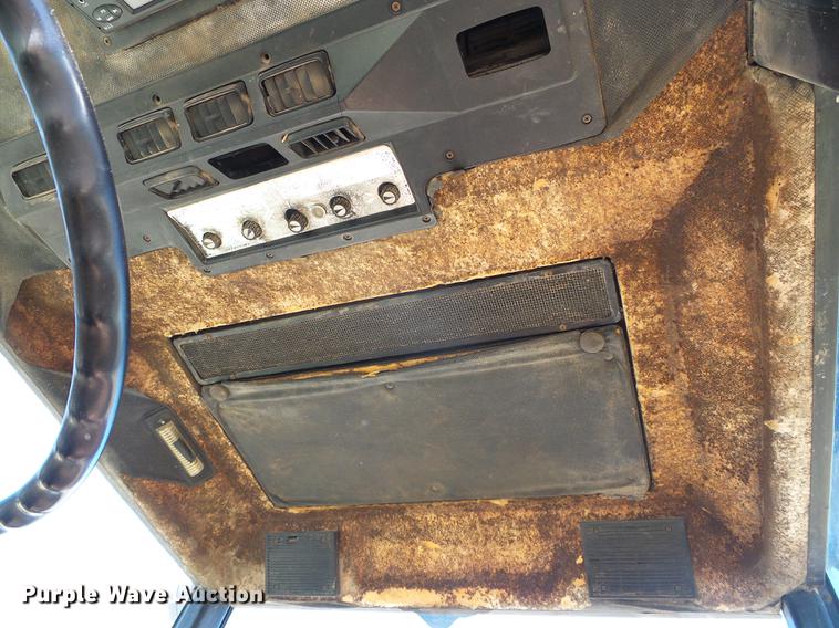 image for item DF2887 John Deere 4430 tractor