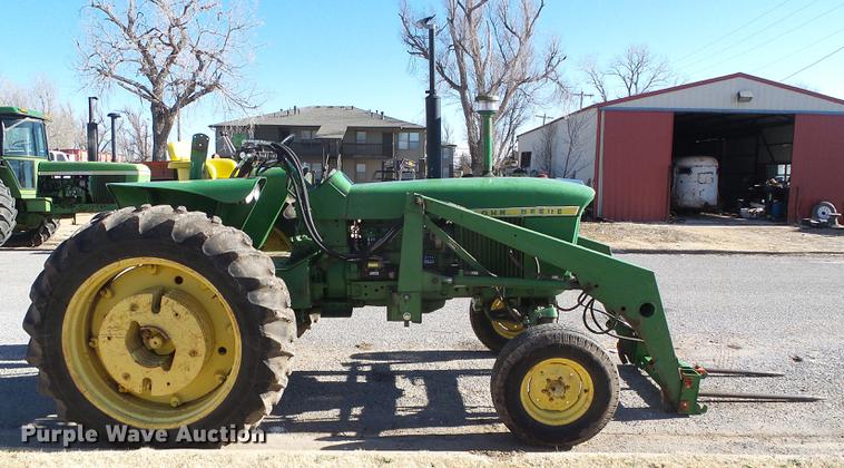 image for item DF2888 1966 John Deere 2510 tractor