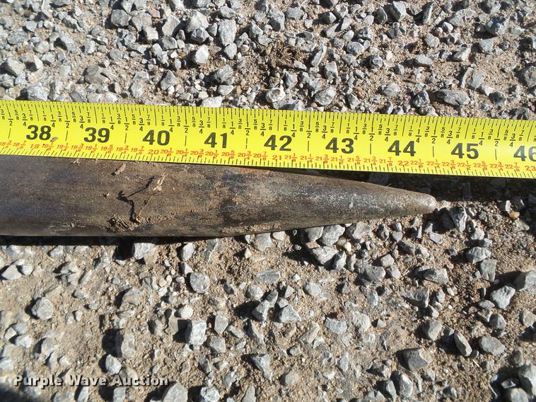 image for item DF2888 1966 John Deere 2510 tractor