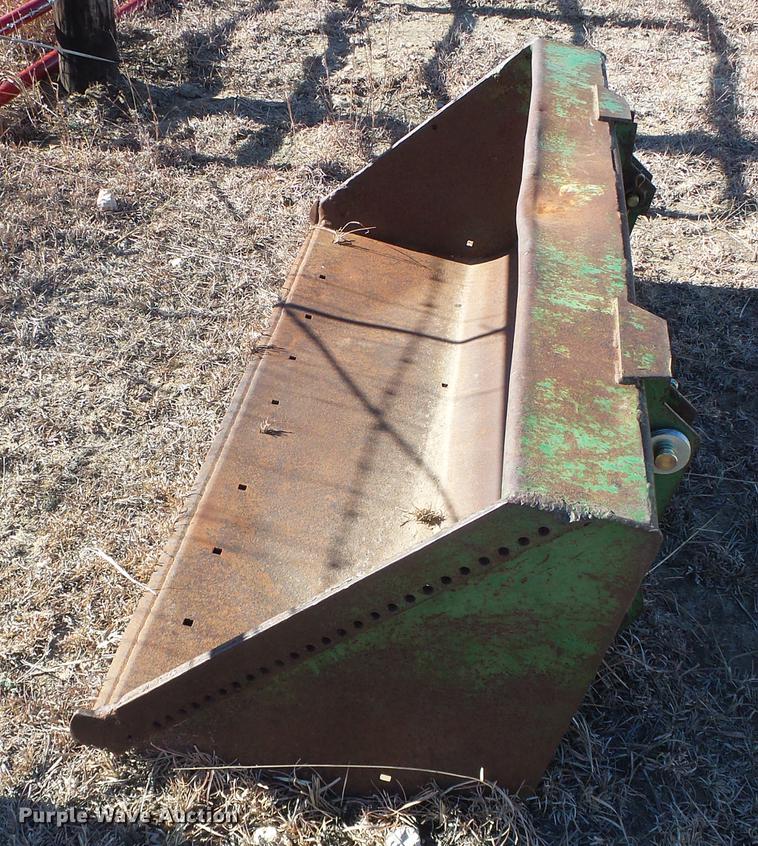 image for item DF2888 1966 John Deere 2510 tractor