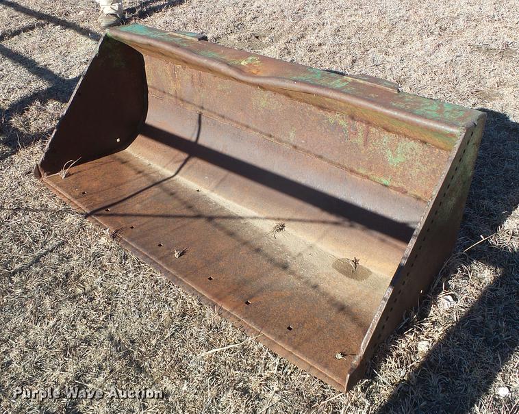 image for item DF2888 1966 John Deere 2510 tractor