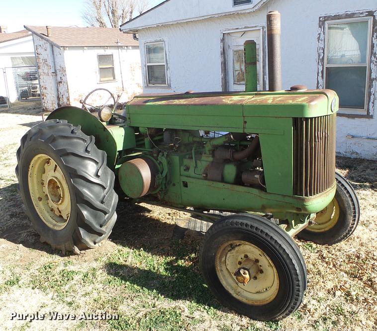 image for item DF2890 John Deere A tractor