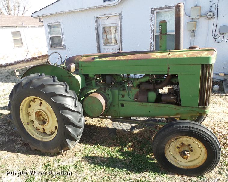 image for item DF2890 John Deere A tractor