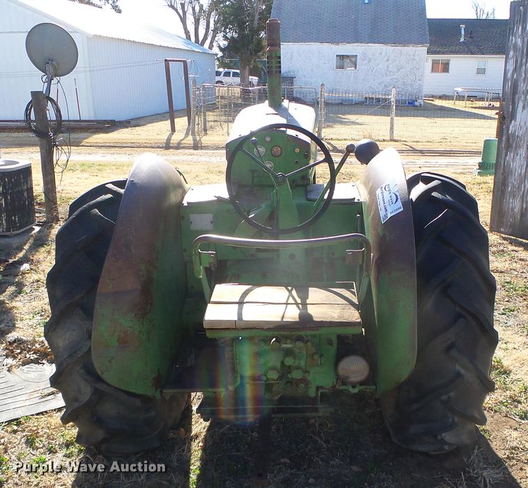 image for item DF2890 John Deere A tractor