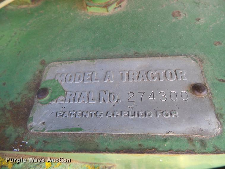 image for item DF2890 John Deere A tractor