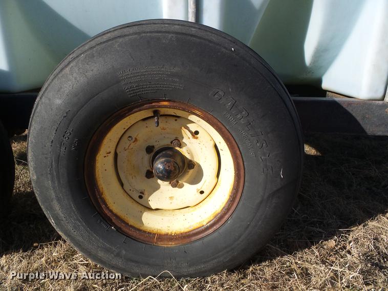 image for item DF2894 Shaben nurse tank trailer