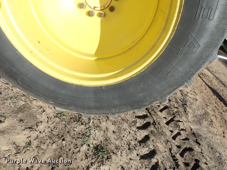 image for item DF8666 1995 John Deere 9600 combine