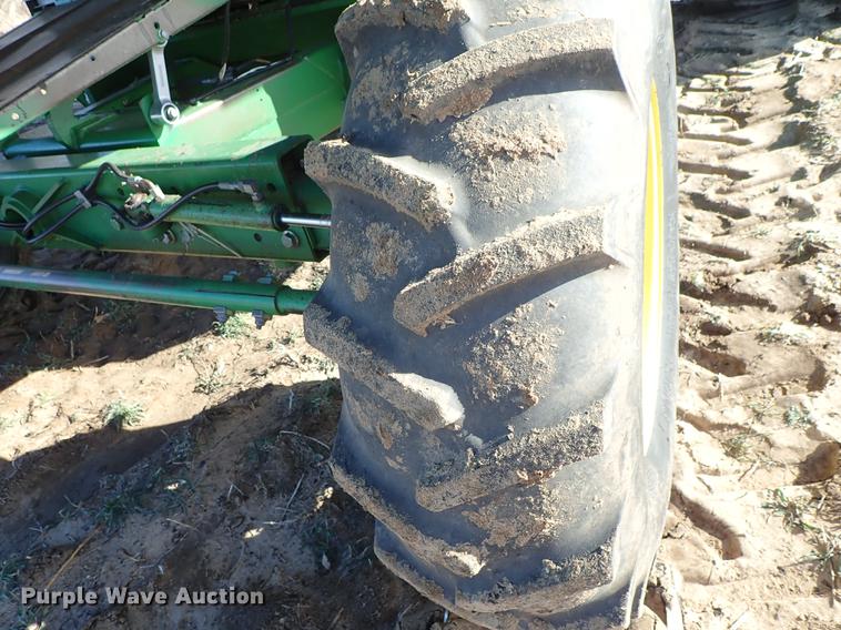 image for item DF8666 1995 John Deere 9600 combine