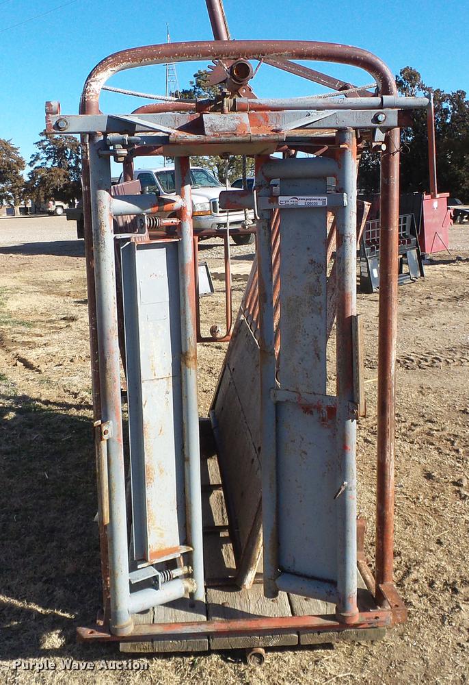 image for item EQ9035 My-D Hand-D livestock chute