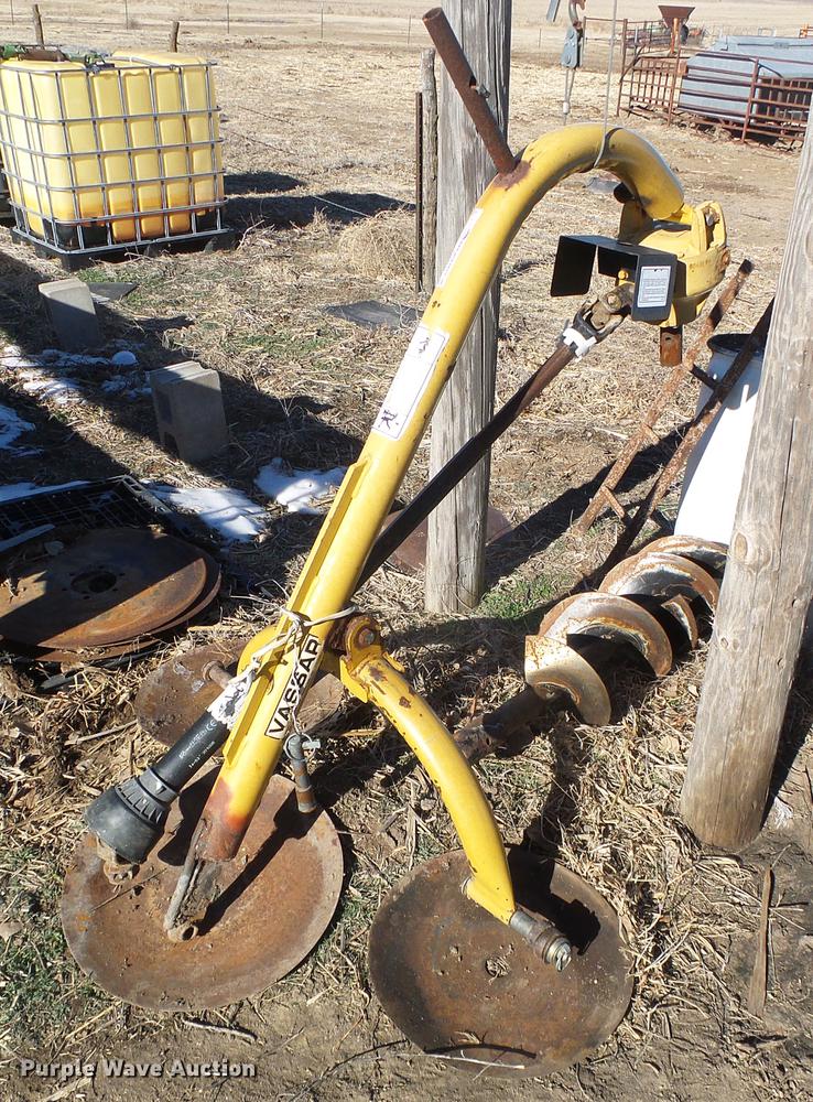 image for item EQ9037 Vassar post hole auger