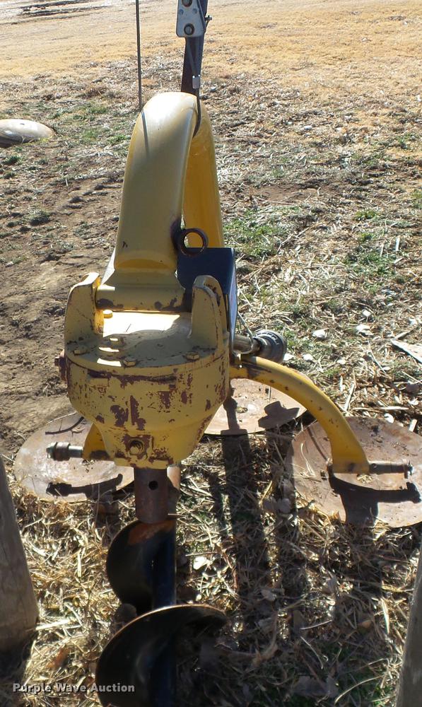 image for item EQ9037 Vassar post hole auger