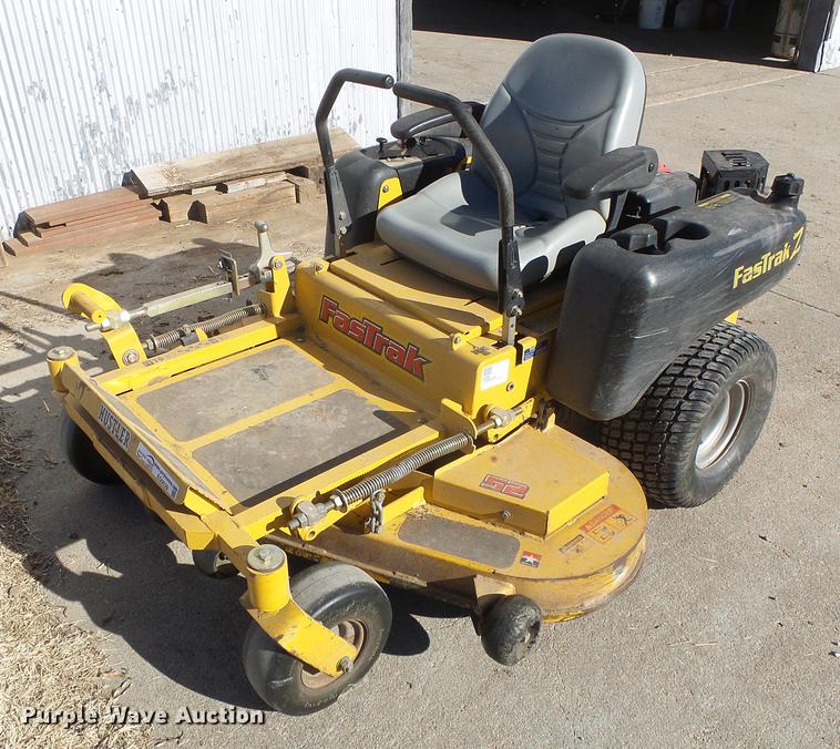 image for item EQ9039 2001 Hustler FasTrak Z lawn mower