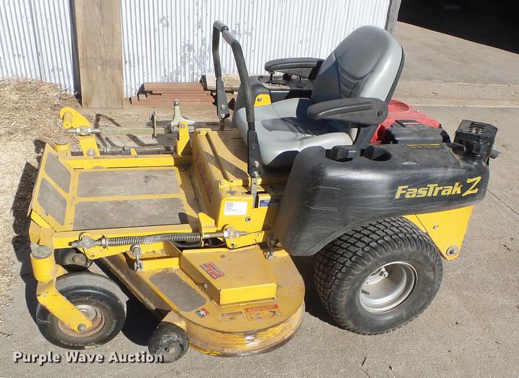image for item EQ9039 2001 Hustler FasTrak Z lawn mower