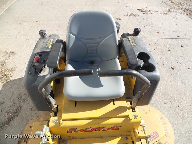 image for item EQ9039 2001 Hustler FasTrak Z lawn mower