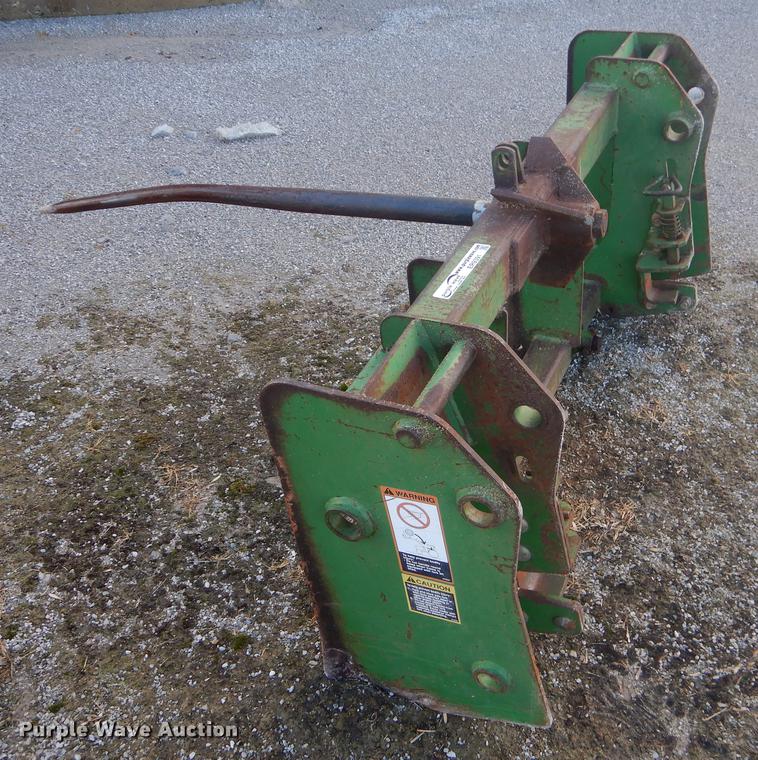 image for item ER9391 John Deere bale spear