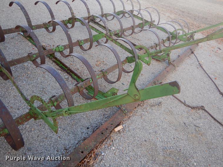 image for item ER9392 John Deere spring tooth drag harrow