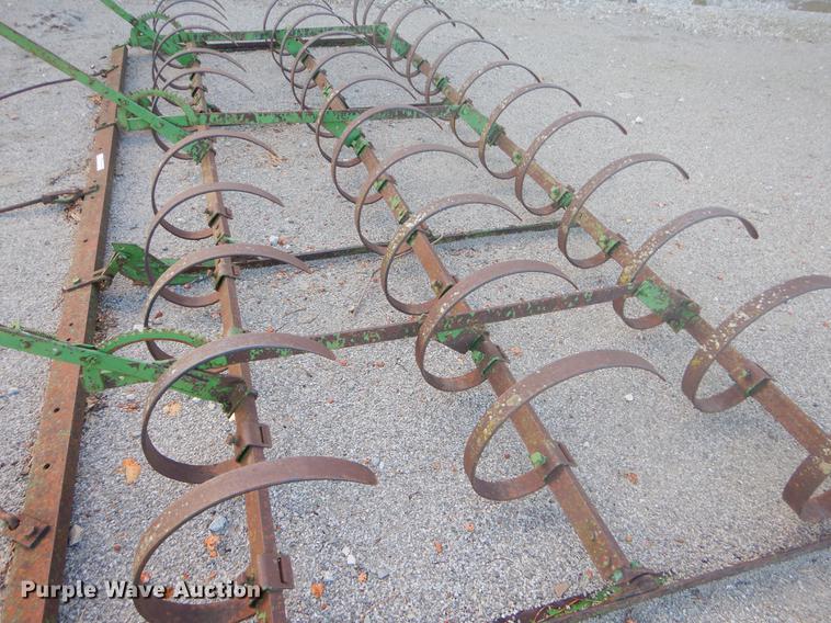 image for item ER9392 John Deere spring tooth drag harrow