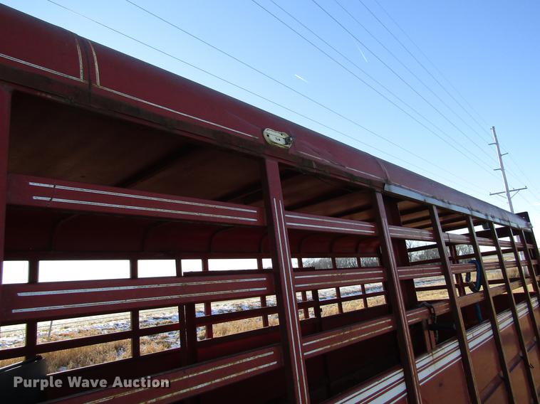 image for item EU9555 1987 Travalong livestock trailer