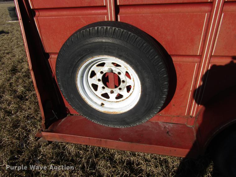 image for item EU9555 1987 Travalong livestock trailer