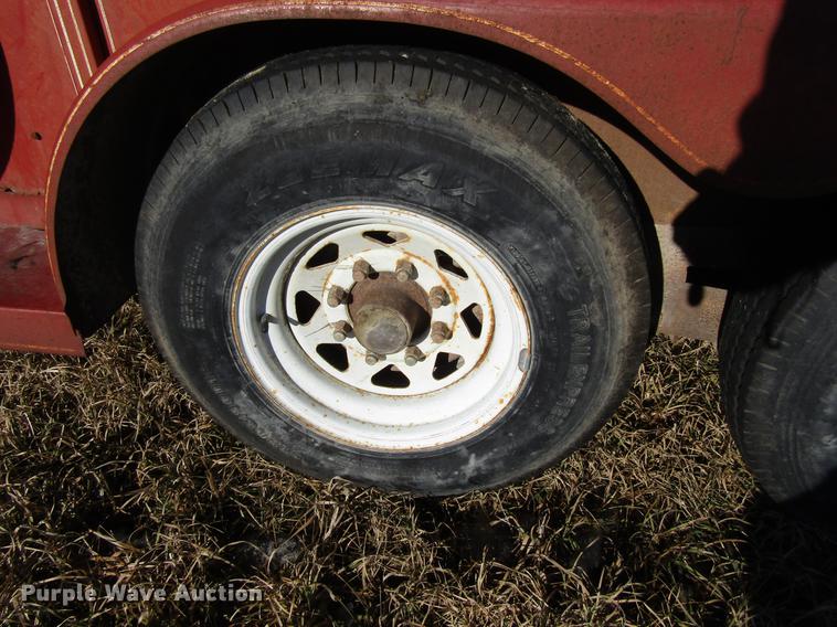 image for item EU9555 1987 Travalong livestock trailer