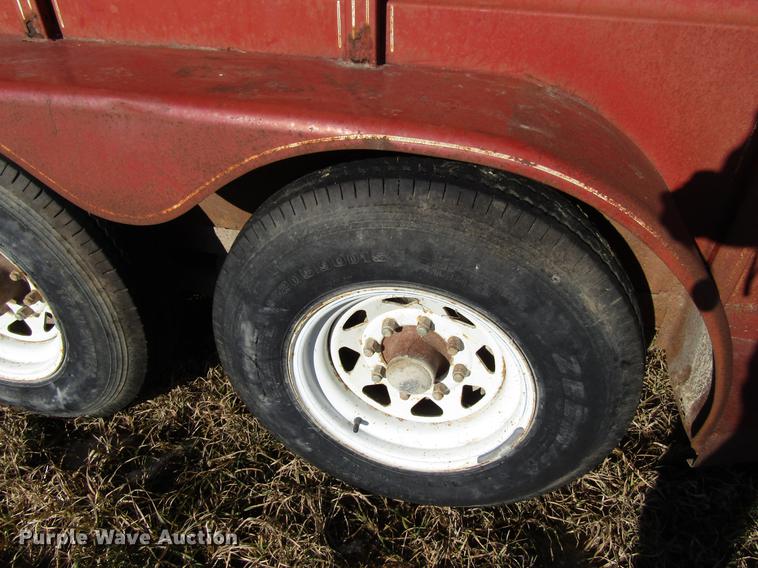 image for item EU9555 1987 Travalong livestock trailer