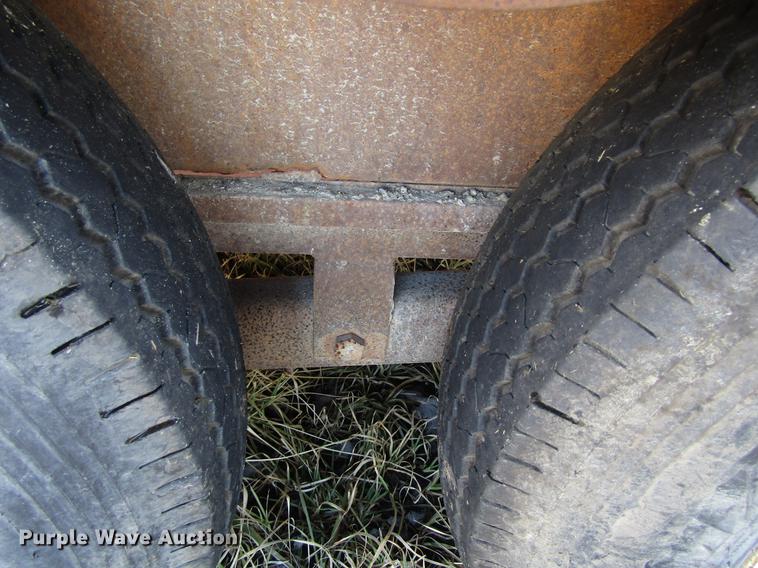 image for item EU9555 1987 Travalong livestock trailer