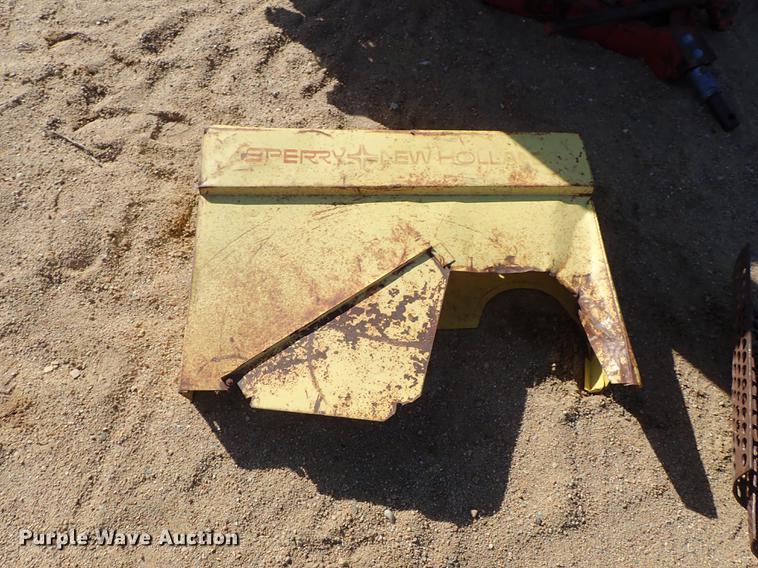 image for item FH9586 New Holland 357 hammer mill feed mixer