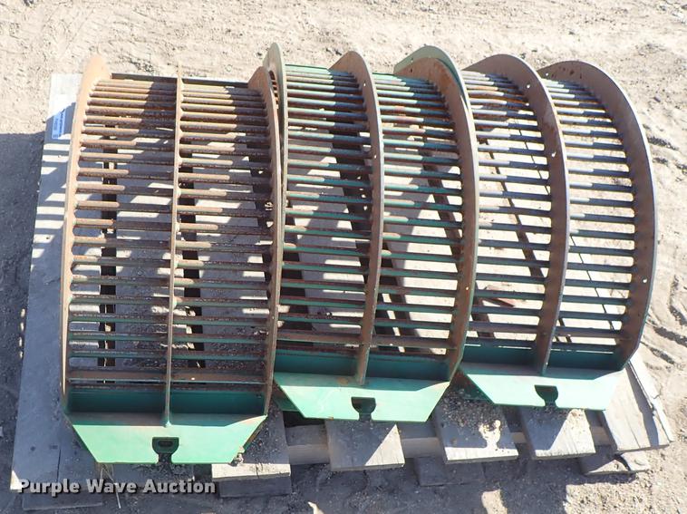 image for item FH9589 (3) John Deere concaves