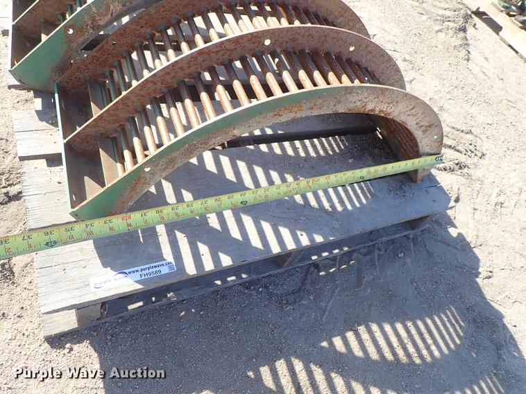 image for item FH9589 (3) John Deere concaves