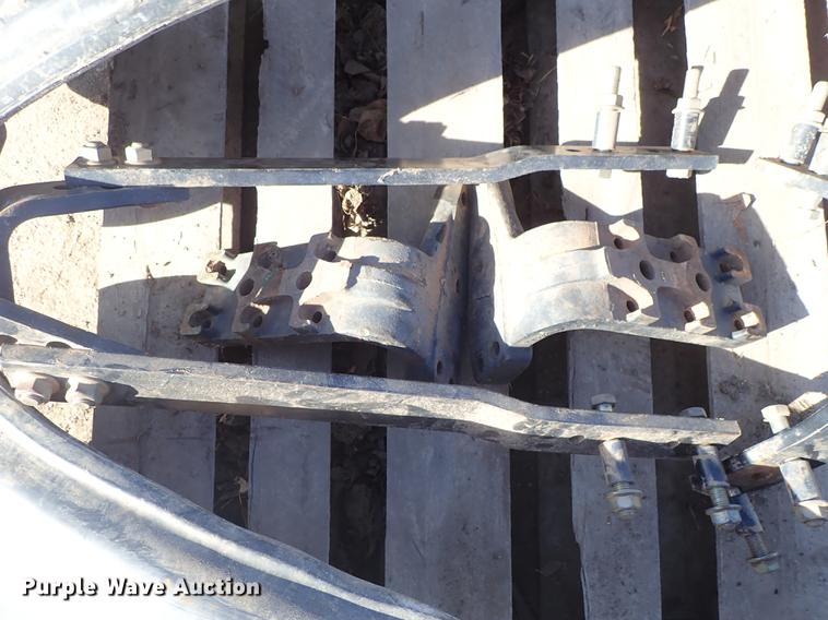 image for item FH9591 (2) John Deere 4960 plastic fenders