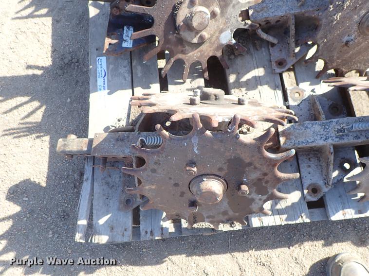 image for item FH9594 (12) trash whippers