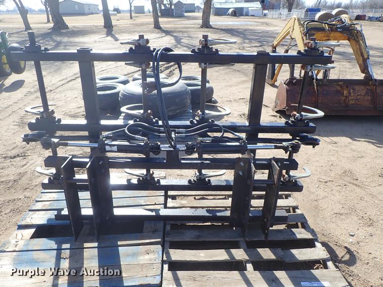 image for item FH9597 Bale grapple