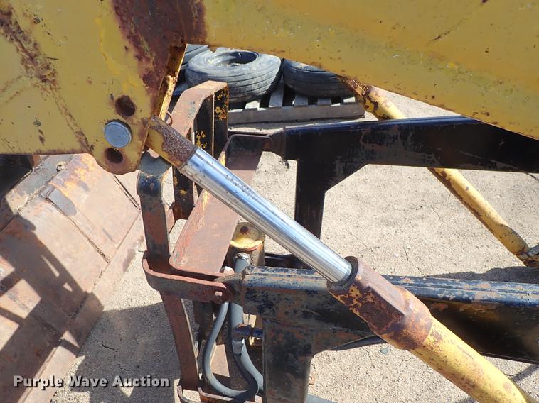 image for item FH9599 Loader