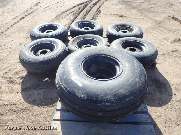 image for item FH9600 (7) tires and wheels