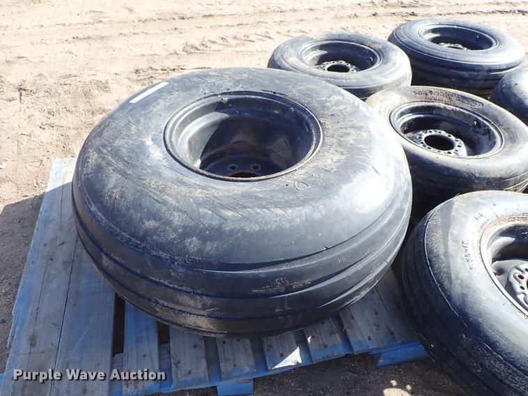 image for item FH9600 (7) tires and wheels