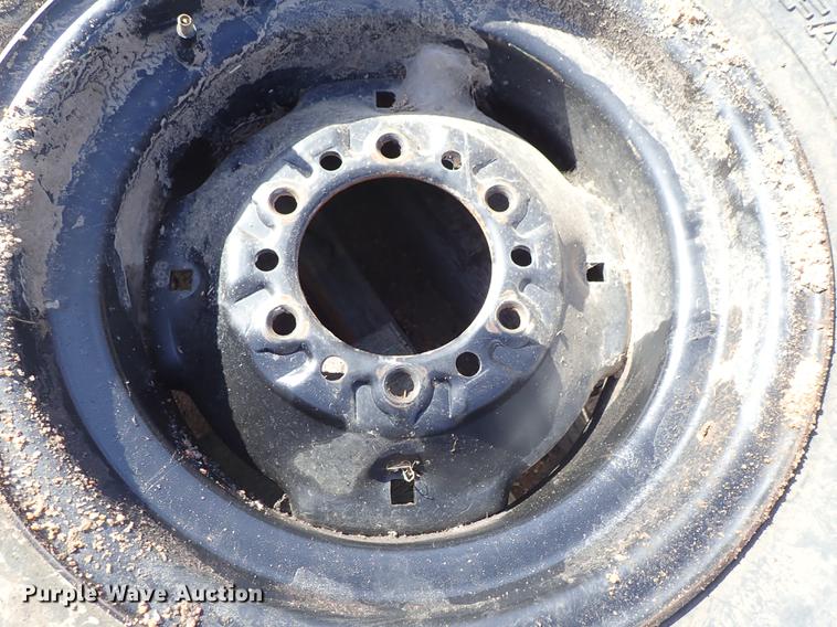 image for item FH9600 (7) tires and wheels