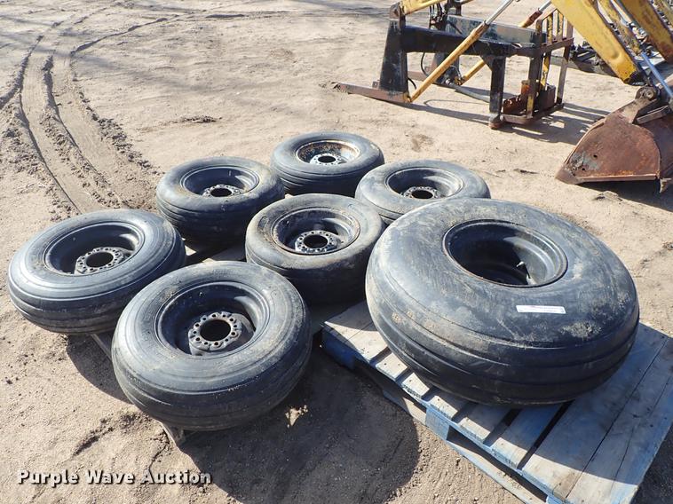 image for item FH9600 (7) tires and wheels
